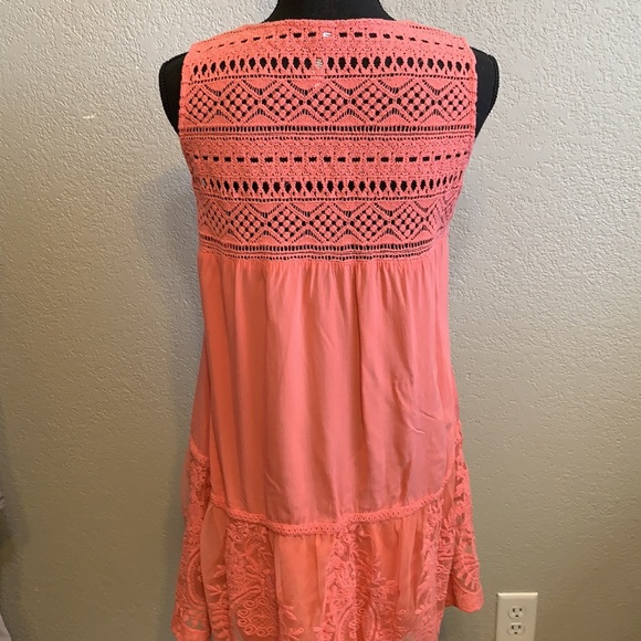 Monoreno lace and crocheted dress size small - Picture 6 of 8